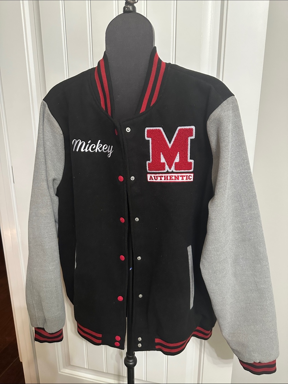 Nwots Disney Mickey Mouse Jacket XL